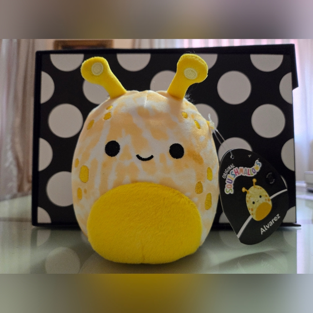 👽Alvarez Squishmallow👽